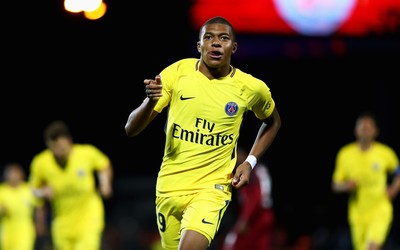 爱游戏体育动态-凯恩这射门选择很聪明